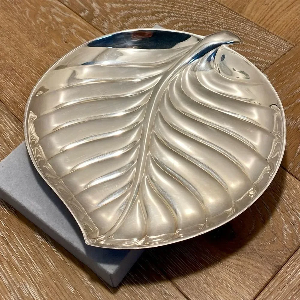 International Silver Company Vintage Pattern 8198 Leaf Serving Tray